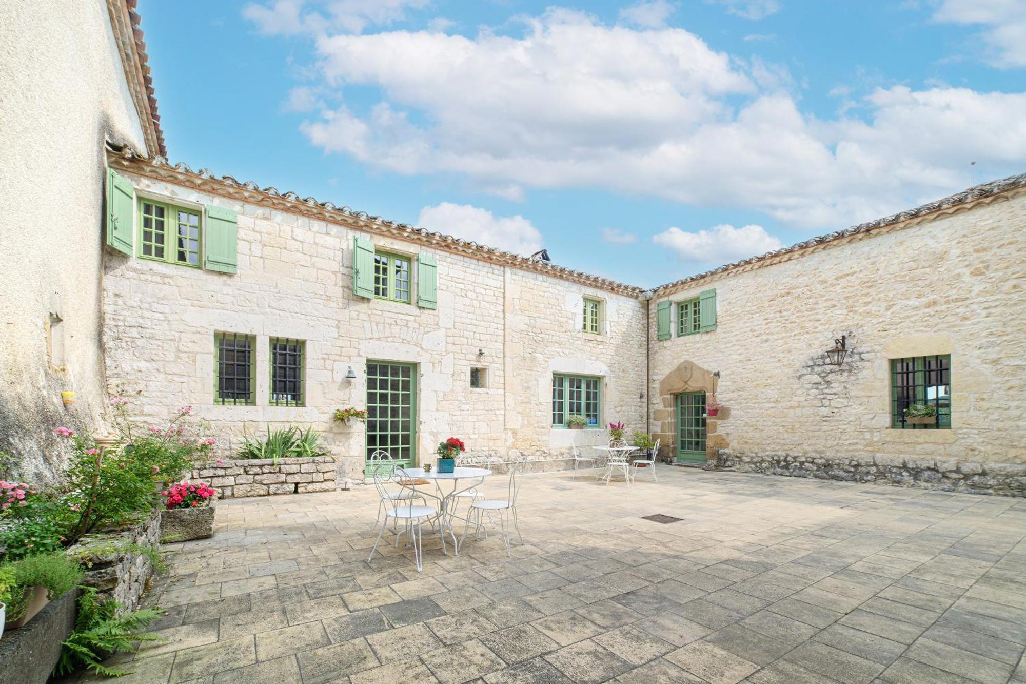 Manoir Le Moulinal47 - Vue Panoramique Ξενοδοχείο Courbiac Εξωτερικό φωτογραφία